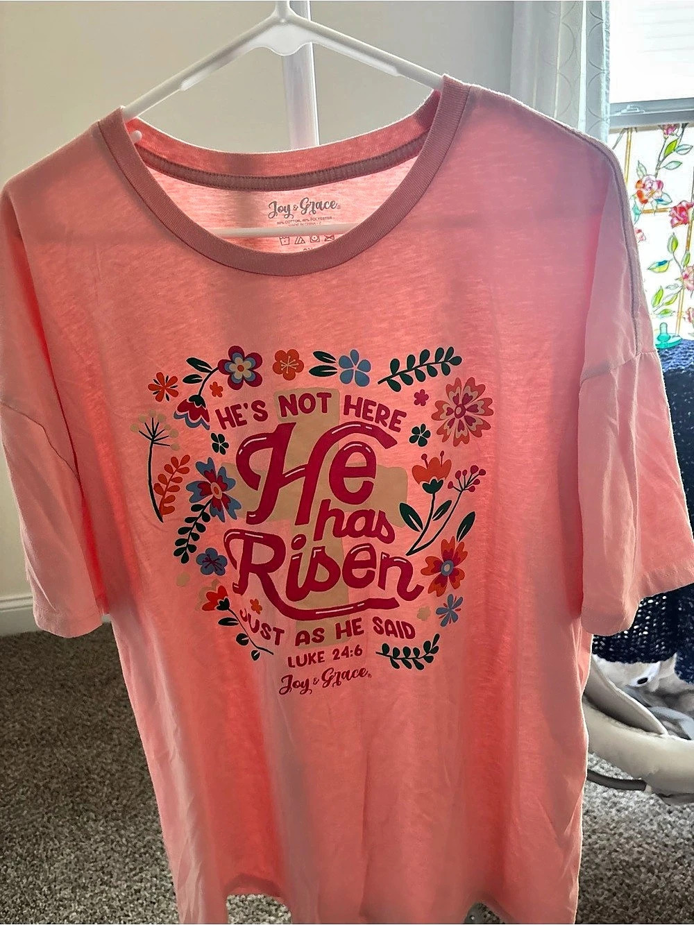 Joy Grace Floral Graphic Short Sleeve Tee in Pink